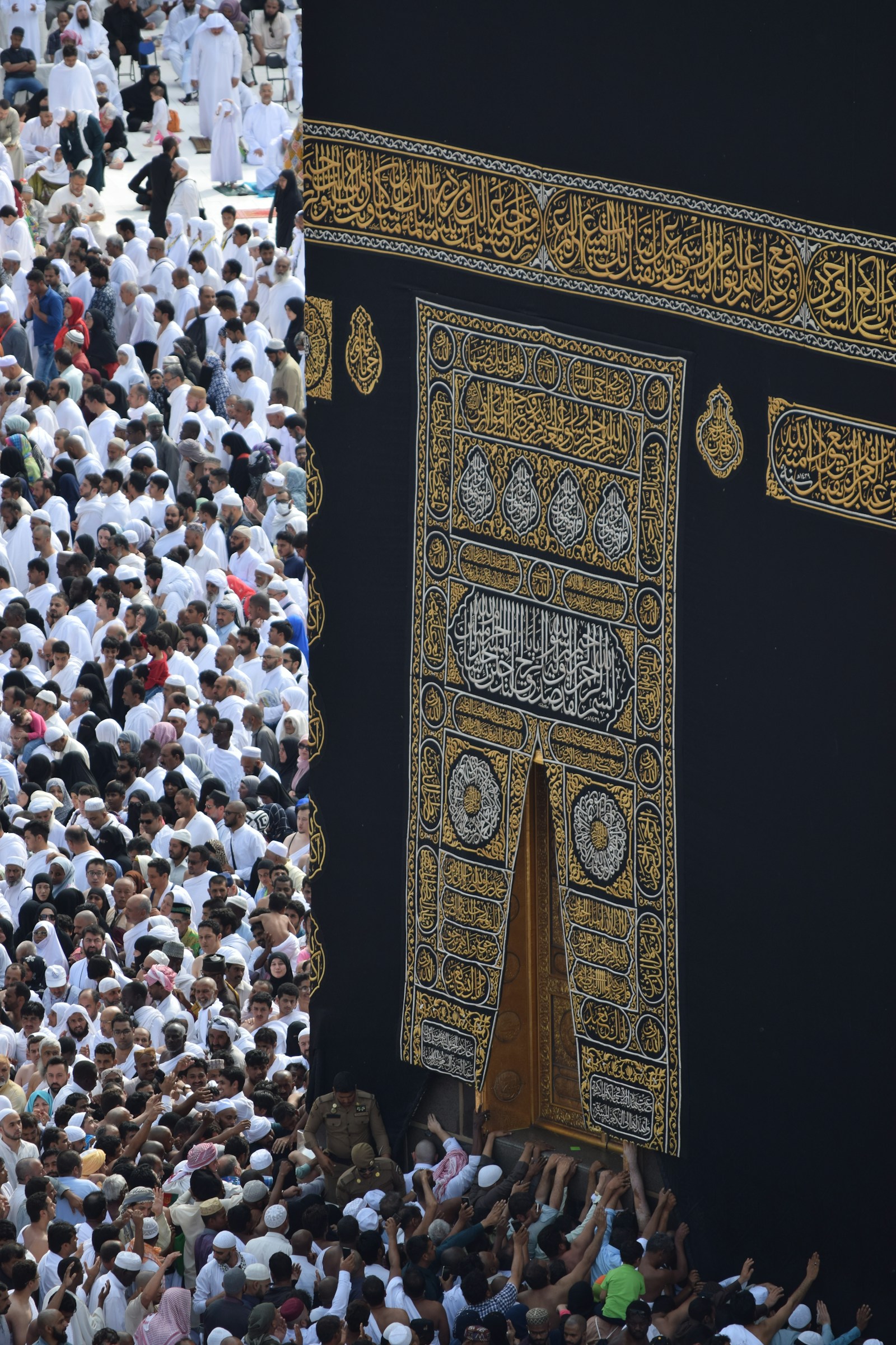 The golden door of the Holy Kaaba